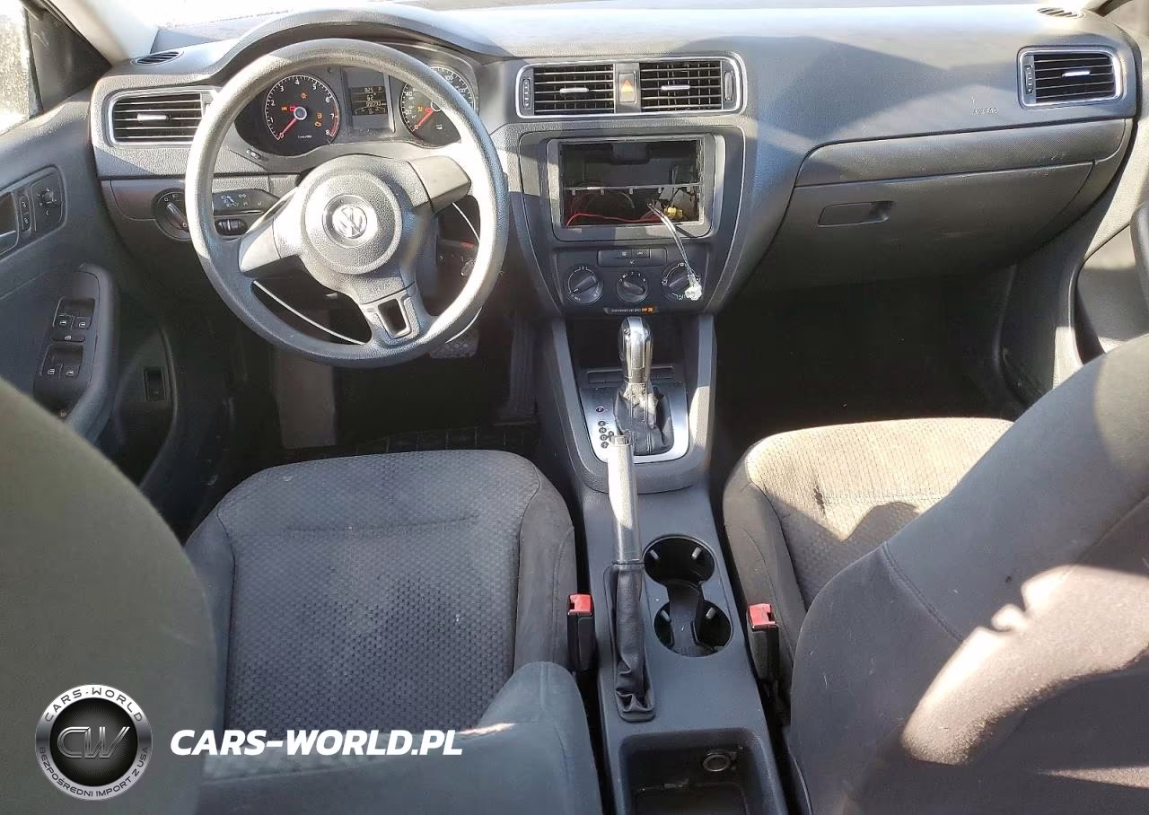 2011 Volkswagen Jetta Base VIN:3VW2K7AJ2BM379101 - 8