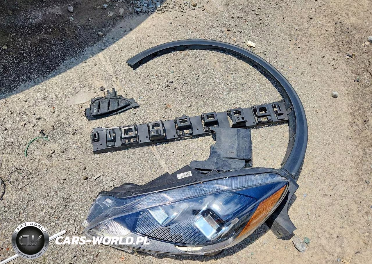 2020 Ford Escape Se VIN:1FMCU9G63LUC52723 - 13