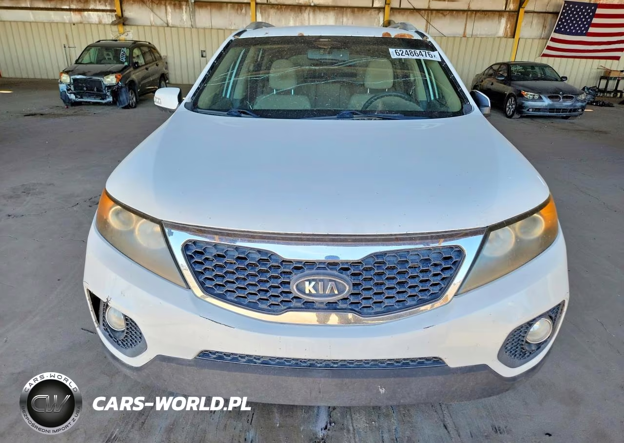 2011 Kia Sorento Lx VIN:5XYKT3A13BG131638 - 5