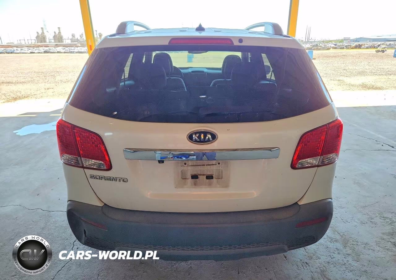 2011 Kia Sorento Lx VIN:5XYKT3A13BG131638 - 6