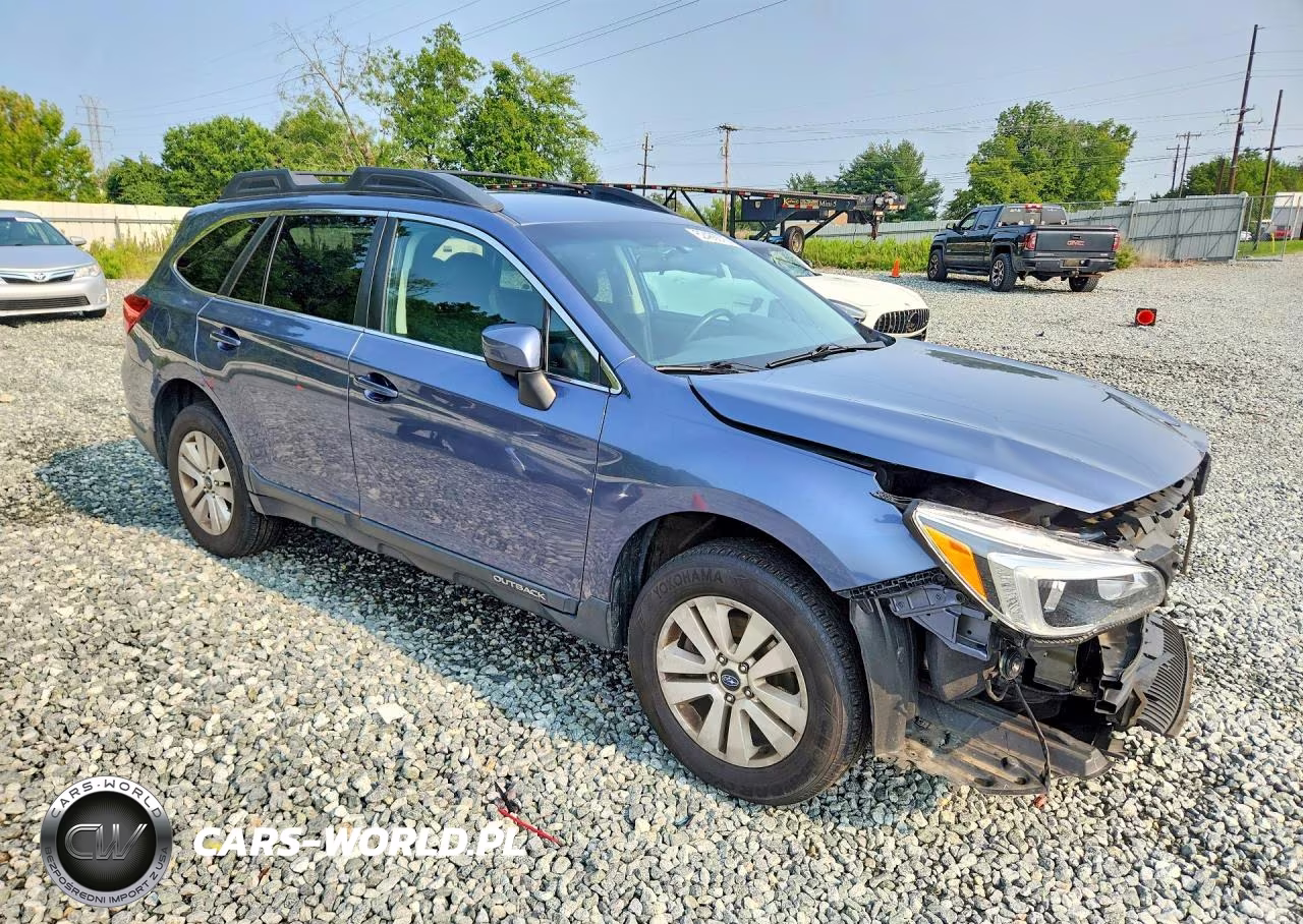 2016 Subaru Outback 2.5I Premium VIN:4S4BSBCCXG3328017 - 4