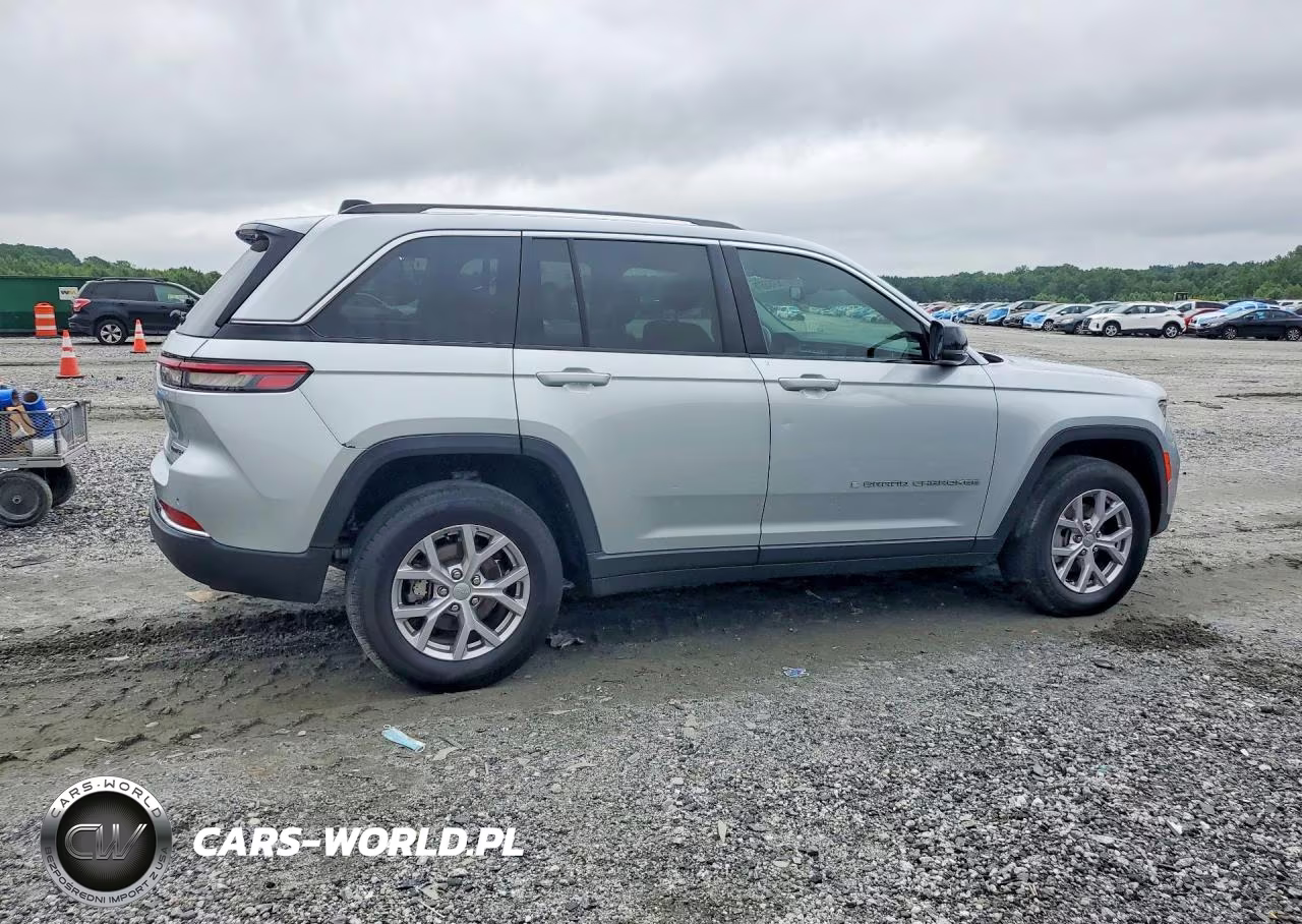 2022 Jeep Grand Cherokee Limited VIN:1C4RJGBG7N8549128 - 3