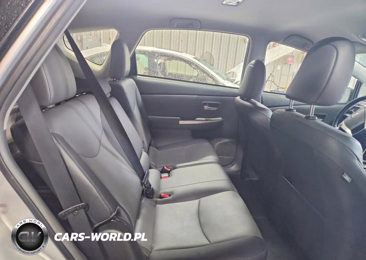 2014 Toyota Prius V Five VIN:JTDZN3EU7E3316815 - 10