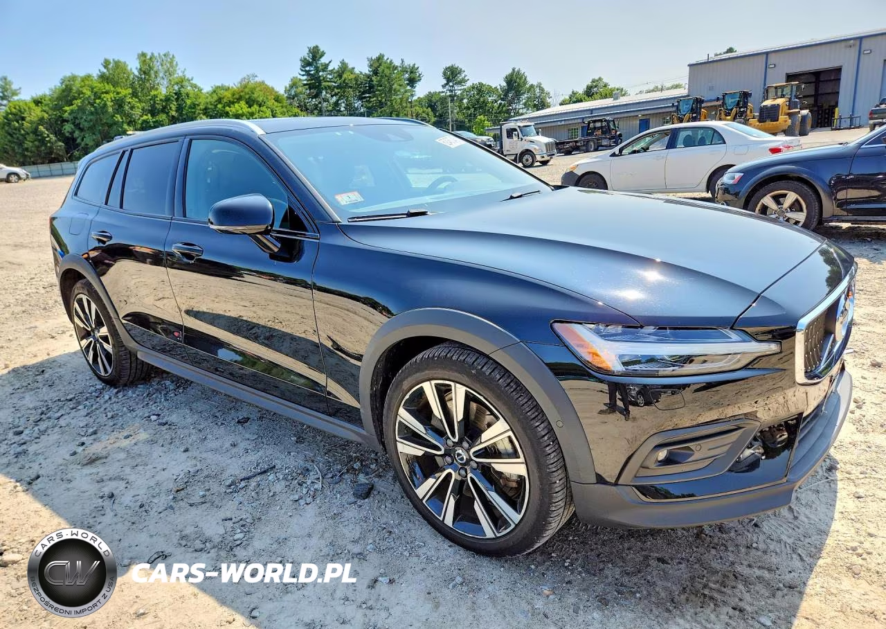 2022 Volvo V60 Cross Country T5 Momentum VIN:YV4102WK4N1085335 - 4