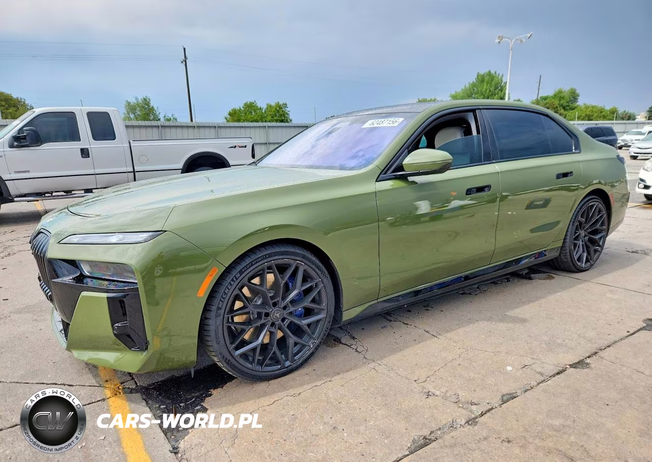2024 BMW 760 Xi – zdjęcie 1 z 12