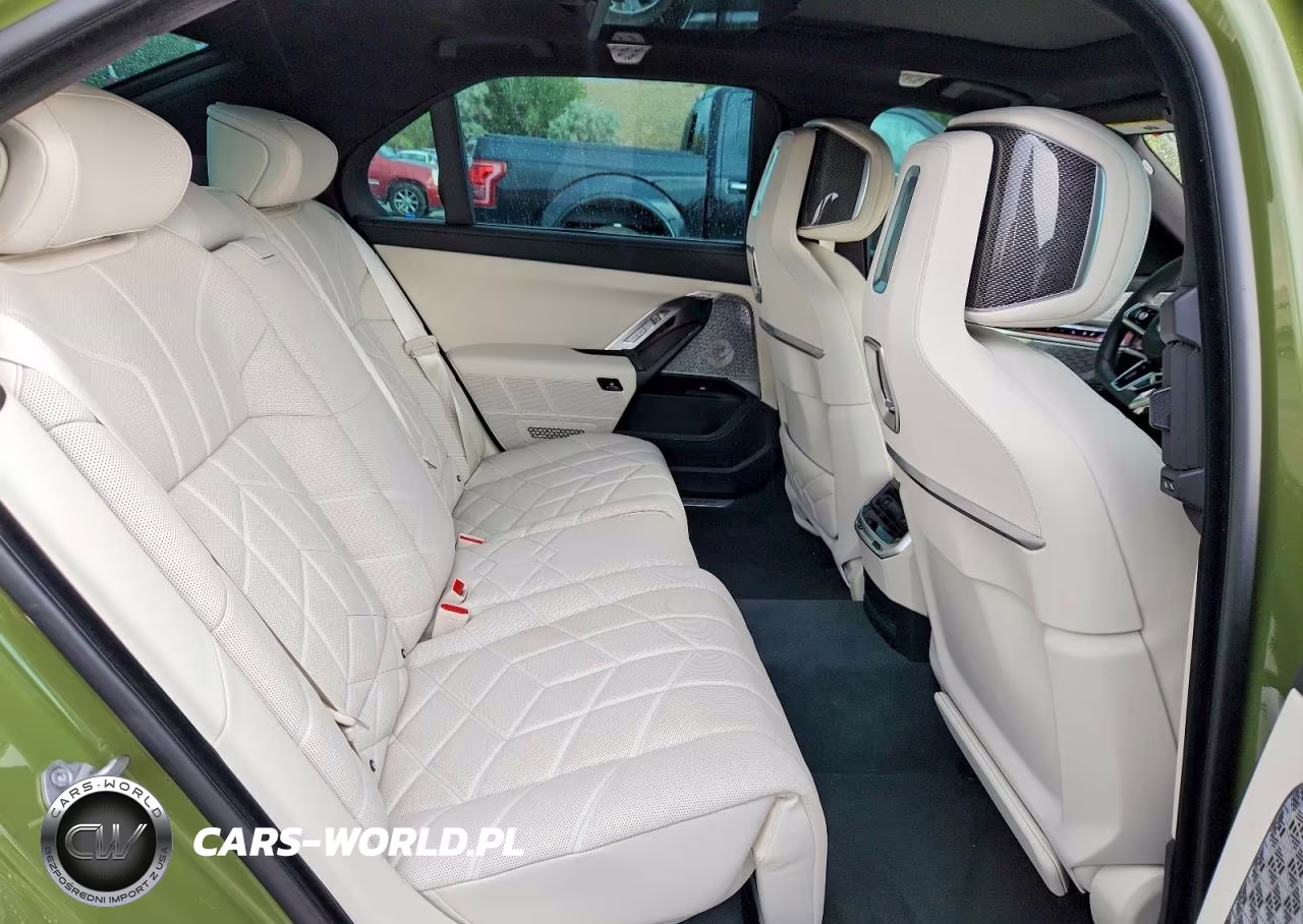 2024 BMW 760 Xi VIN:WBA33EJ0XRCR36975 - 10
