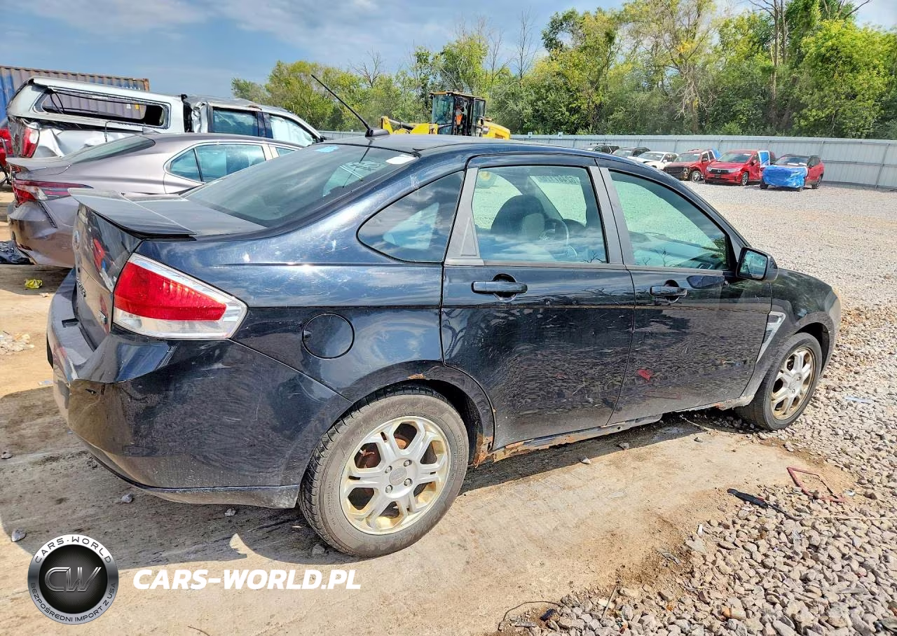 2008 Ford Focus Se VIN:1FAHP35N38W217951 - 3
