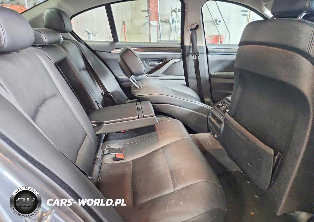2012 BMW 528 Xi VIN:WBAXH5C56CDW02780 - 10