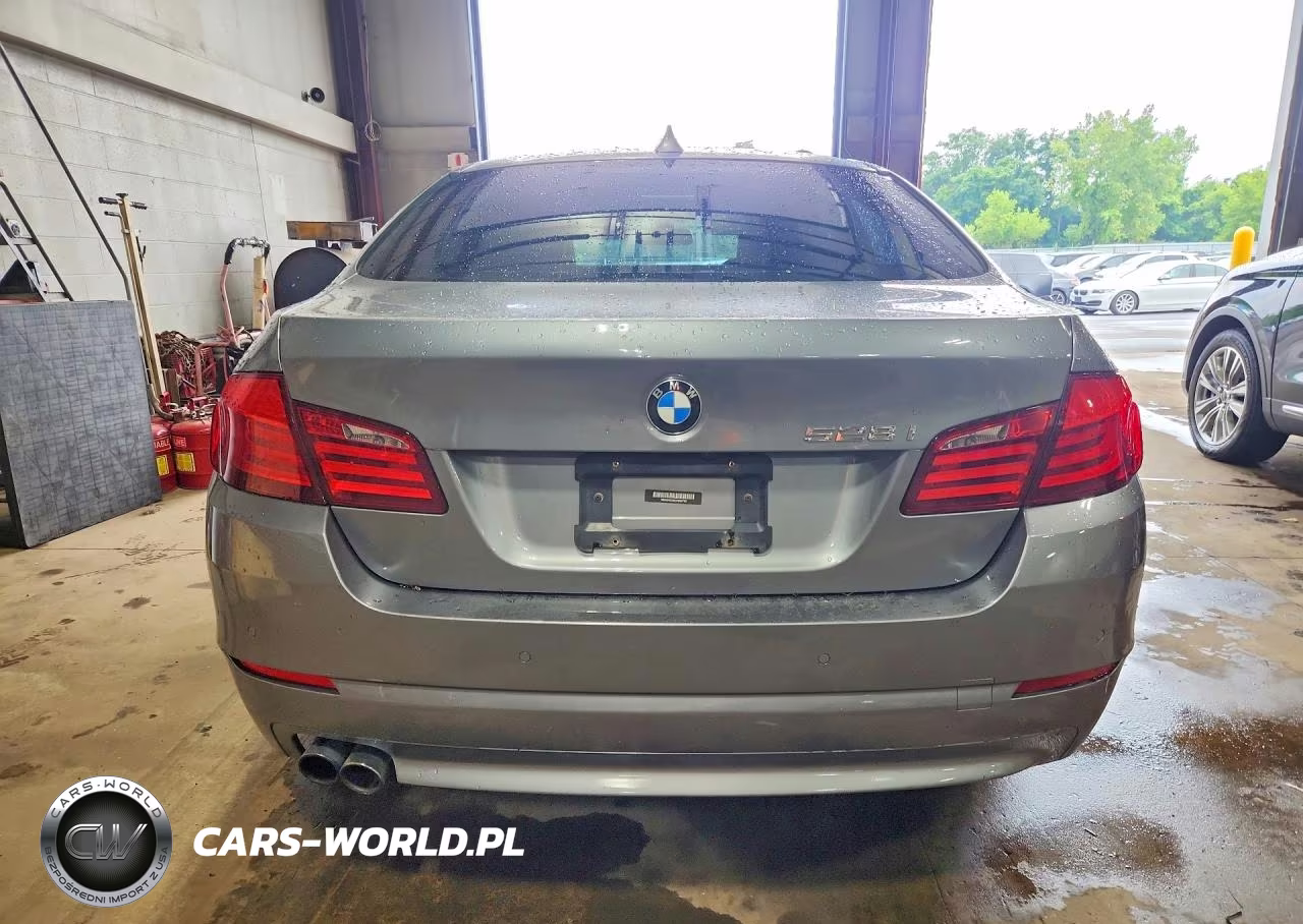 2012 BMW 528 Xi VIN:WBAXH5C56CDW02780 - 6