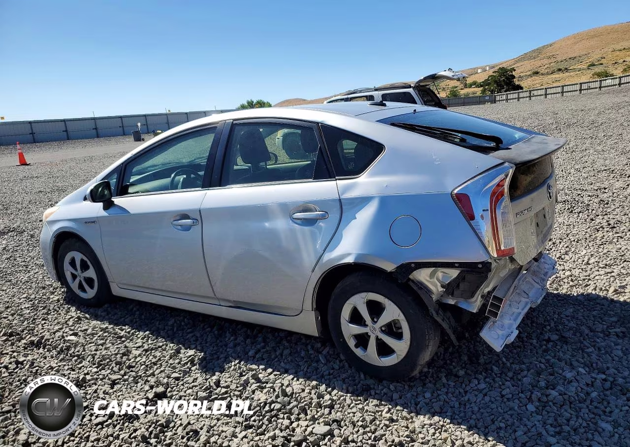 2013 Toyota Prius Four VIN:JTDKN3DU5D5649388 - 2