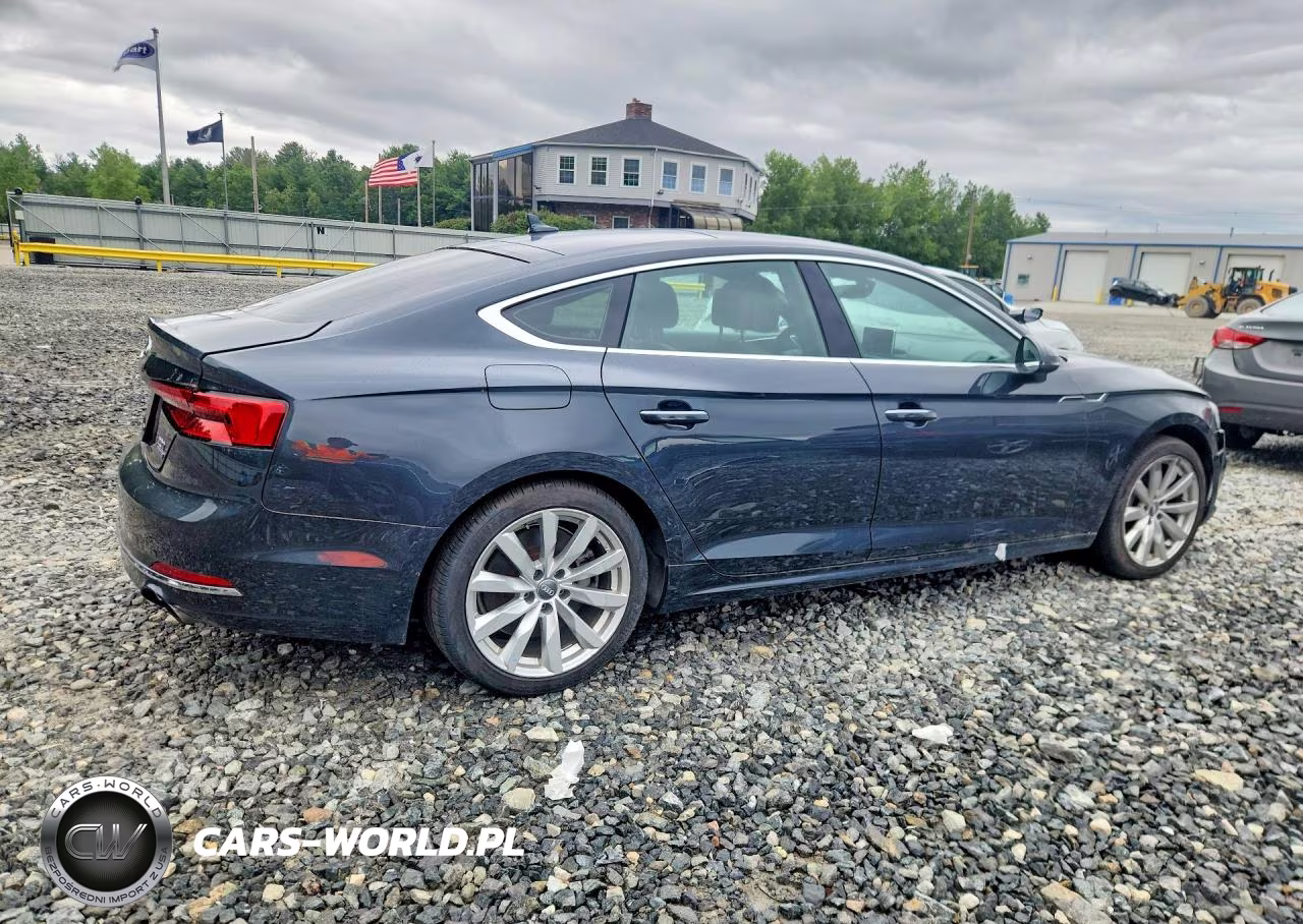 2018 Audi A5 2.0T Premium VIN:WAUBNCF54JA011025 - 3