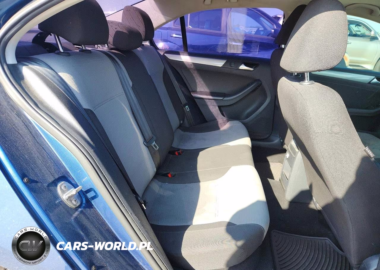 2017 Volkswagen Jetta S VIN:3VW2B7AJXHM383826 - 10
