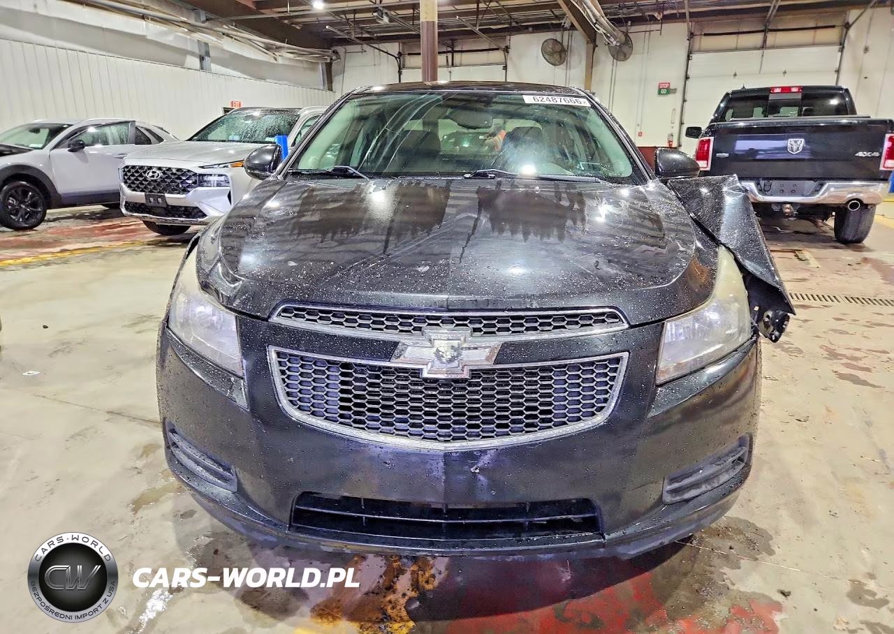 2013 Chevrolet Cruze Lt VIN:1G1PC5SB9D7313104 - 5