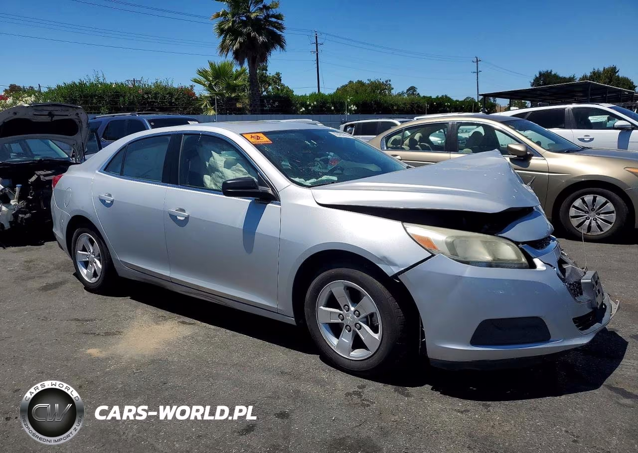 2014 Chevrolet Malibu Ls VIN:1G11A5SLXEF275040 - 4