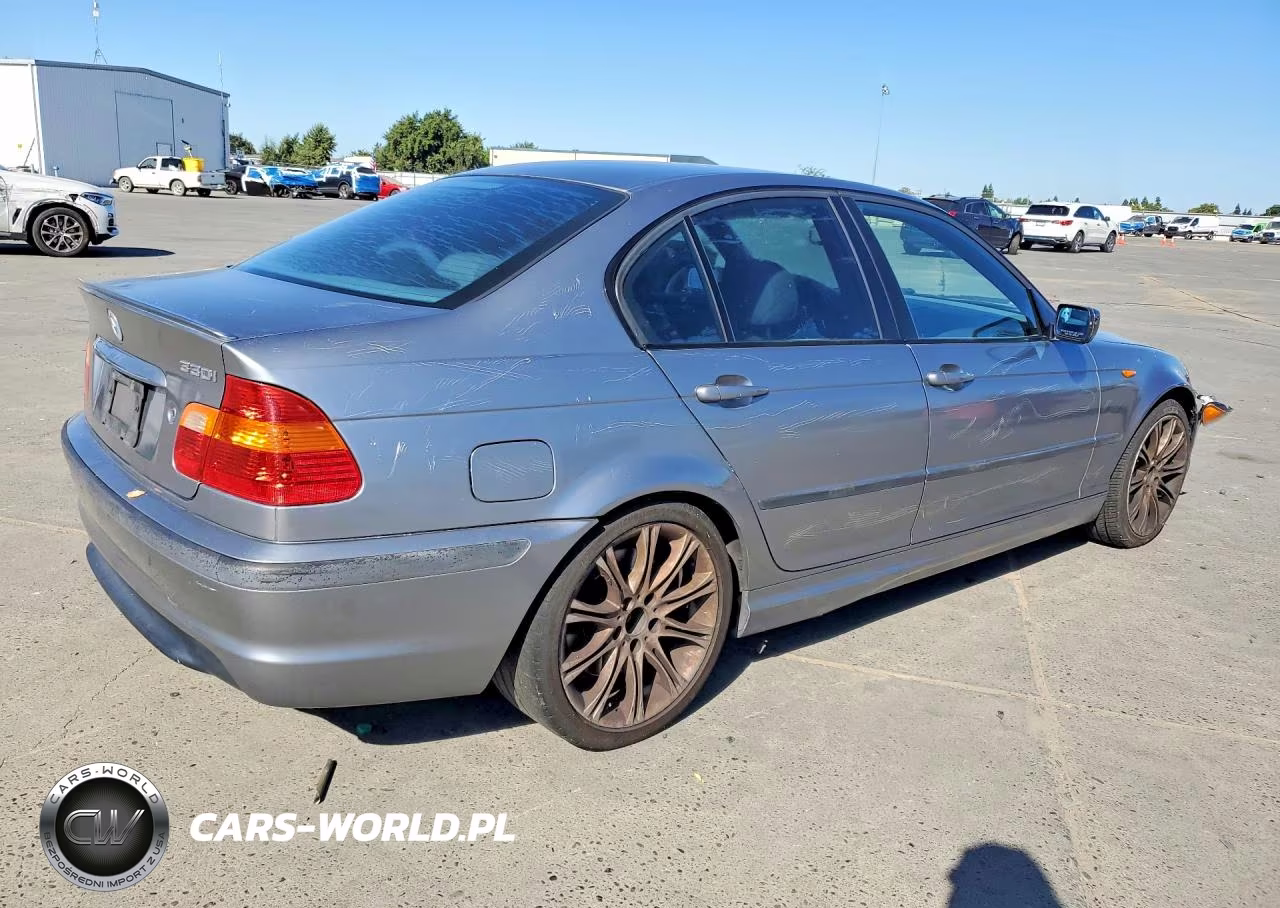 2004 BMW 330 I VIN:WBAEV53414KM33935 - 3