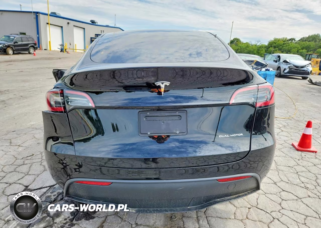 2023 Tesla Model Y Awd-Long Range Dual Motor All-Wheel Drive VIN:7SAYGDEE5PA044212 - 6