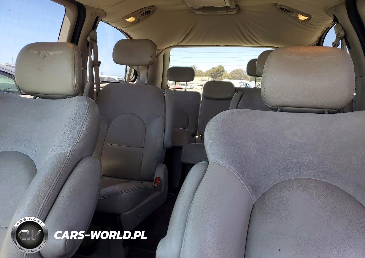 2005 Chrysler Town & Country Limited VIN:2C8GP64L55R269334 - 10