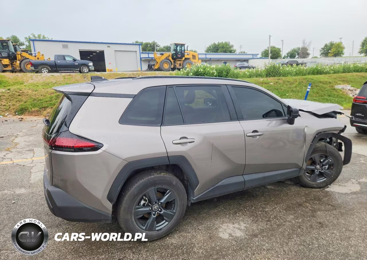 2026 Toyota Rav4 Le VIN:2T36CRAV5TC008242 - 3