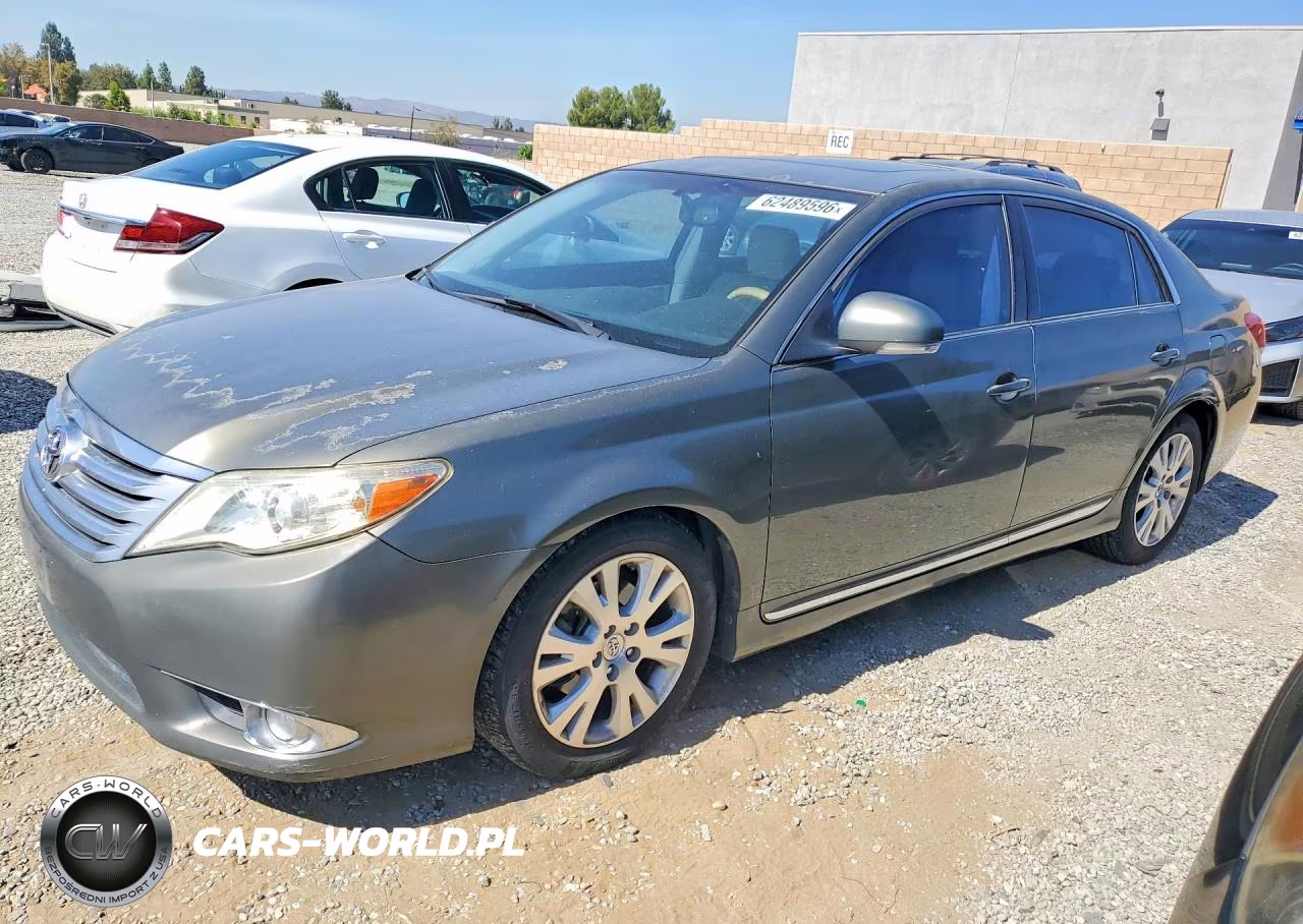 2011 Toyota Avalon Base