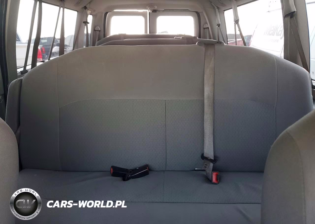 2012 Ford Econoline E350 Super Duty Wagon VIN:1FBSS3BL0CDA01243 - 10