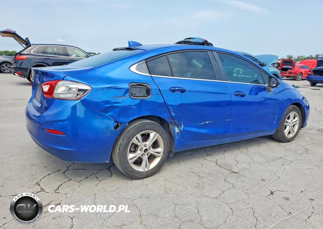 2016 Chevrolet Cruze Lt VIN:1G1BE5SM1G7270257 - 3