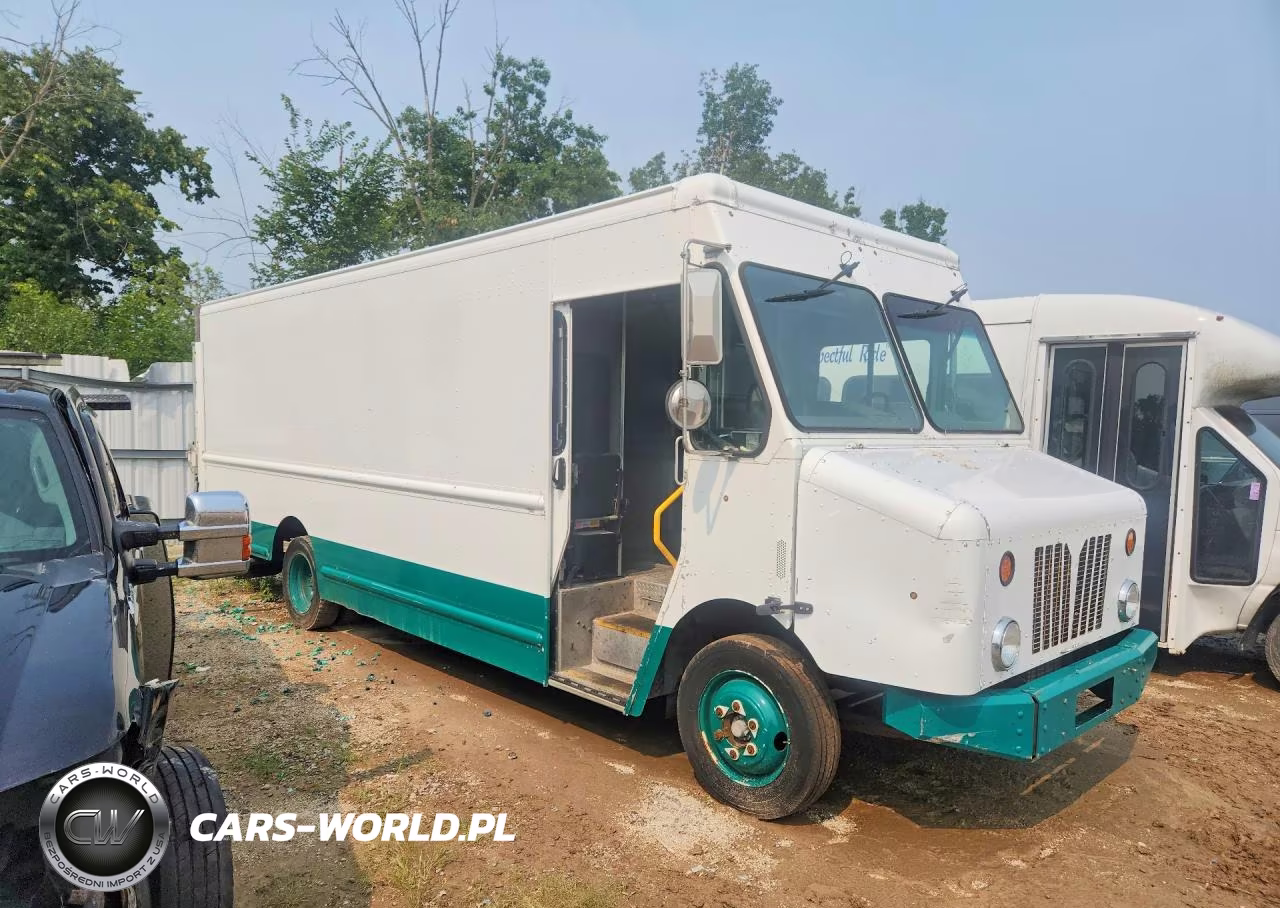 2016 Freightliner Chassis M Line Walk-In Van VIN:4UZAC2DV9GCHP5420 - 4