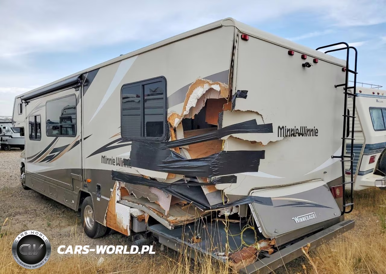 2016 Winnebago Minnie Winnie Rv VIN:1FDXE4FS3GDC16519 - 3