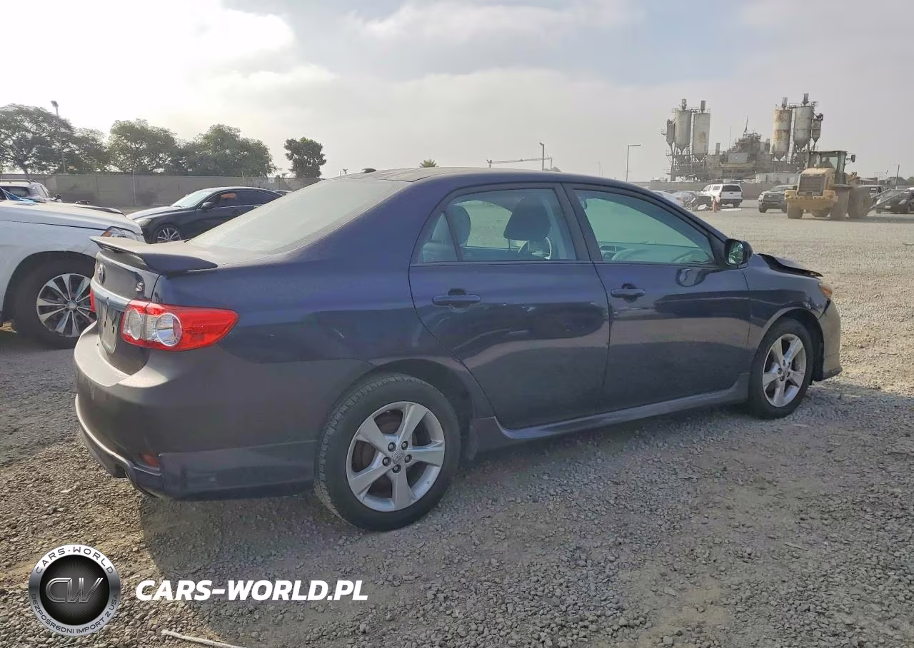 2012 Toyota Corolla S VIN:2T1BU4EE5CC842772 - 3