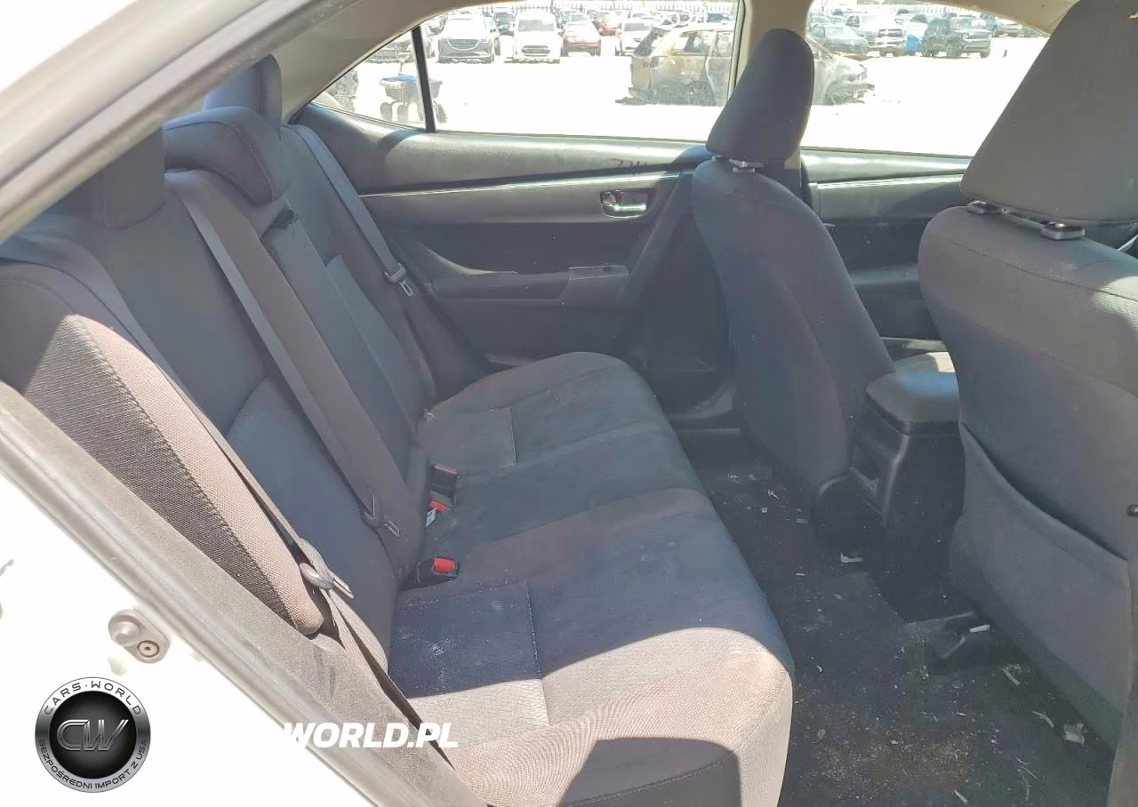 2019 Toyota Corolla Le VIN:5YFBURHE8KP935096 - 10