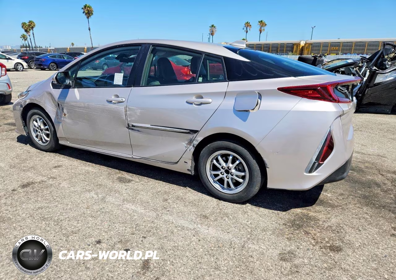 2021 Toyota Prius Prime Xle VIN:JTDKAMFPXM3190072 - 2
