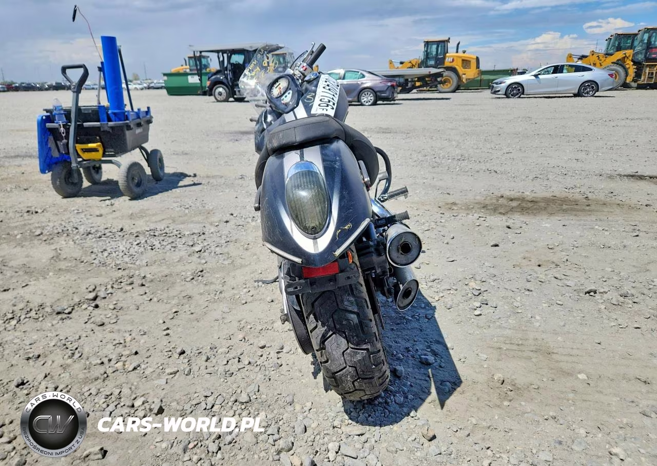 2010 Kawasaki Vn900 C VIN:JKAVN2C19AA037528 - 4