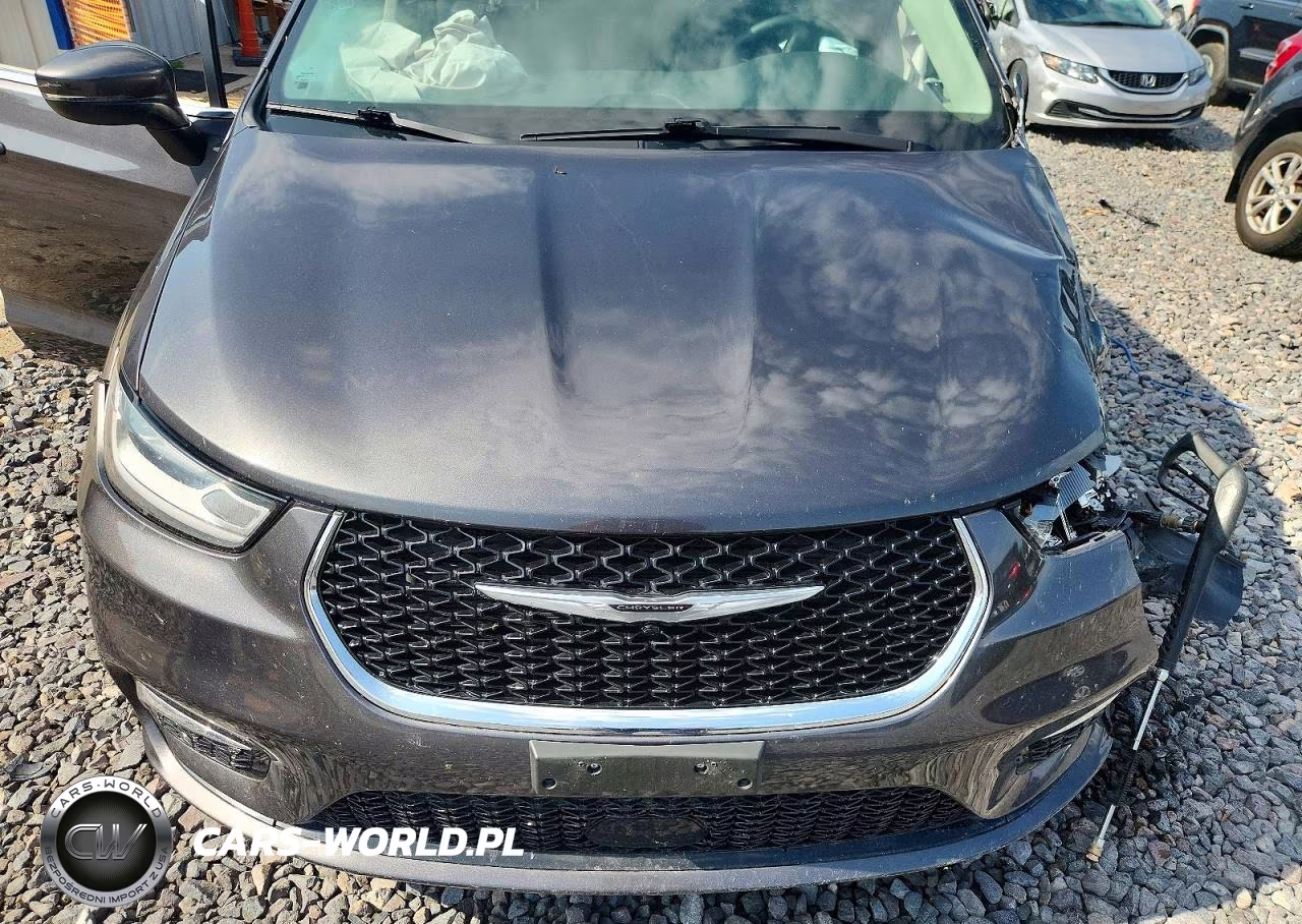 2023 Chrysler Pacifica Touring L VIN:2C4RC1BG4PR514674 - 12