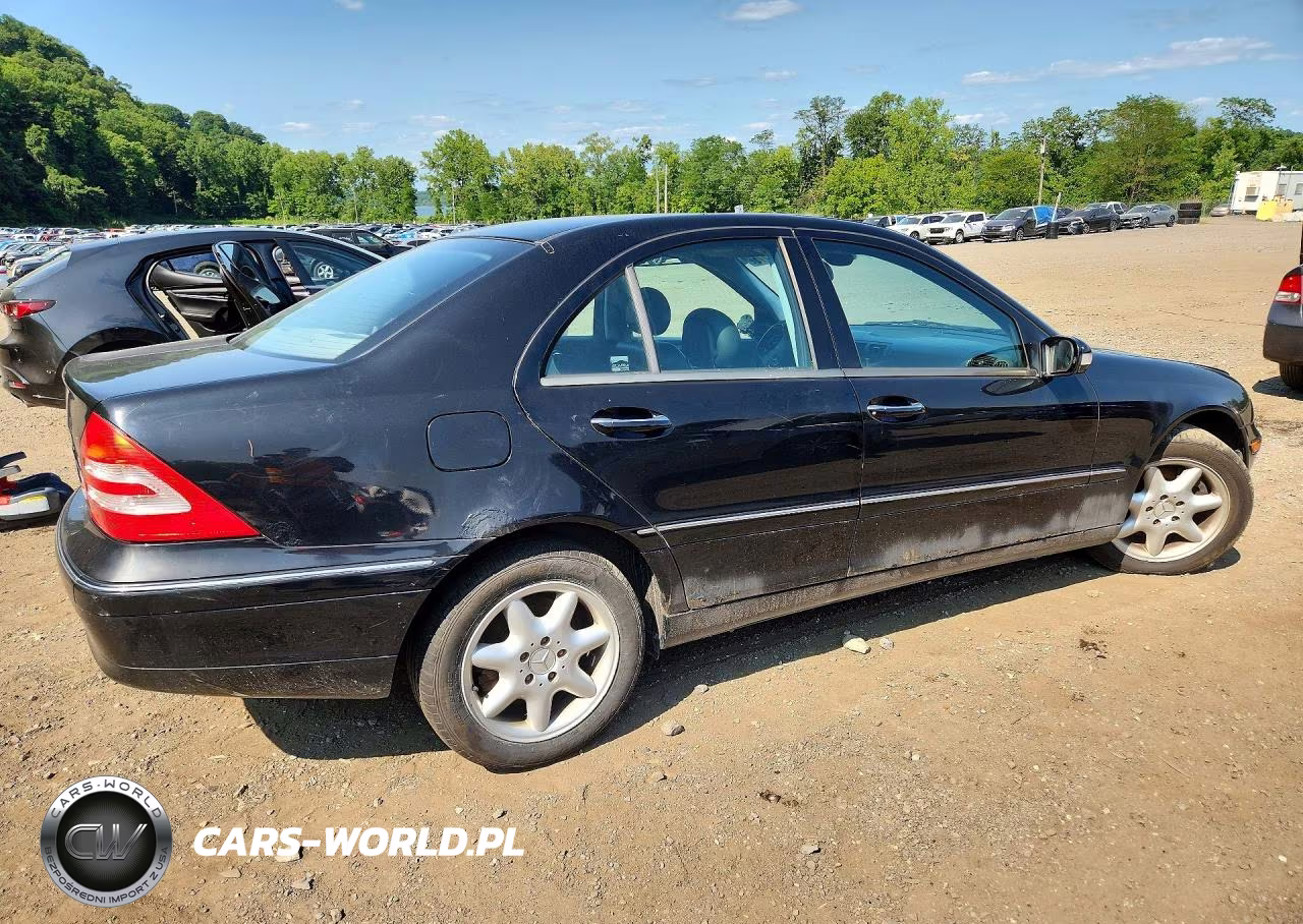2003 Mercedes-Benz C 240 4Matic VIN:WDBRF81J43F374283 - 3
