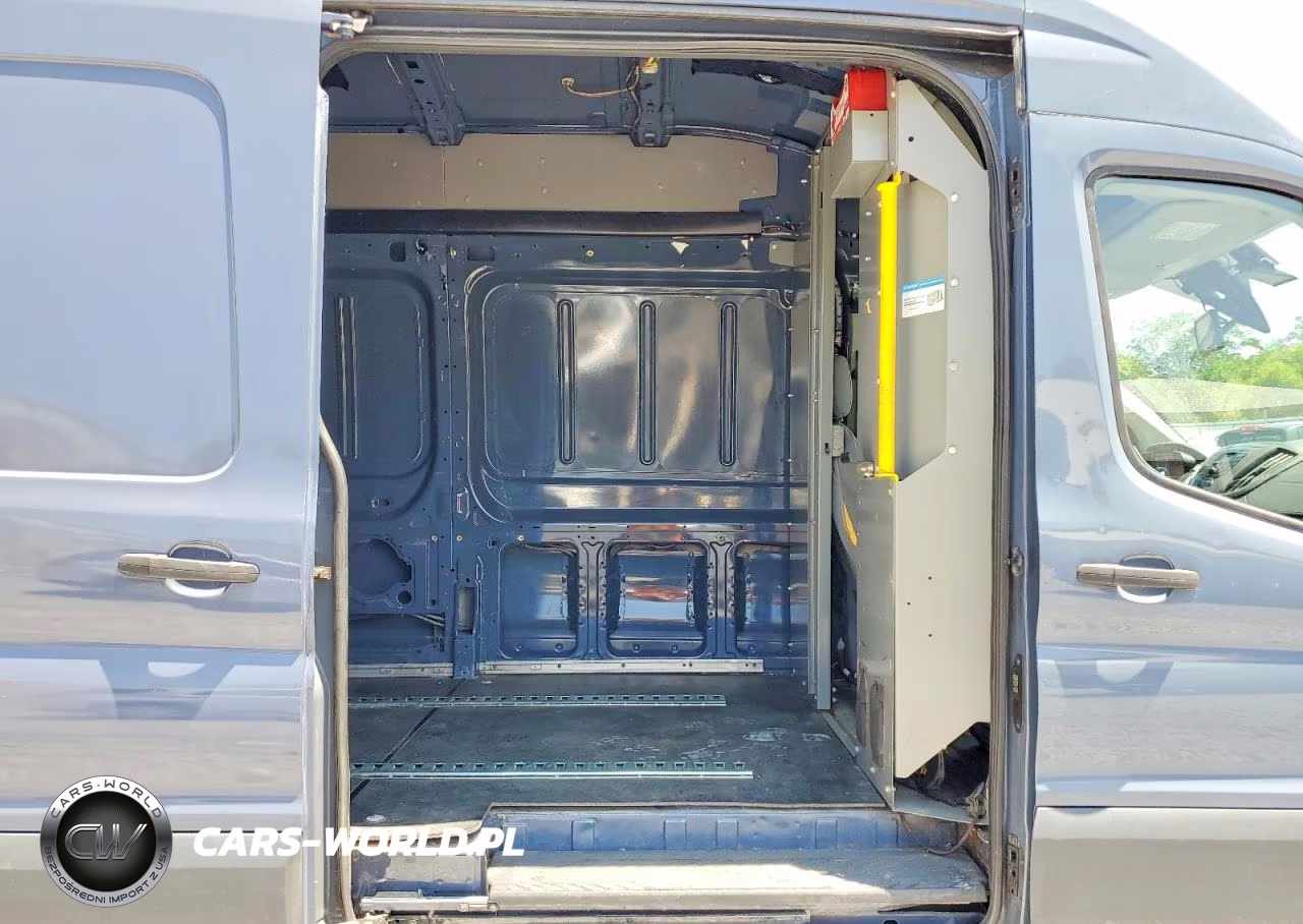 2019 Ford Transit T-250 VIN:1FTYR3XM8KKB79043 - 11