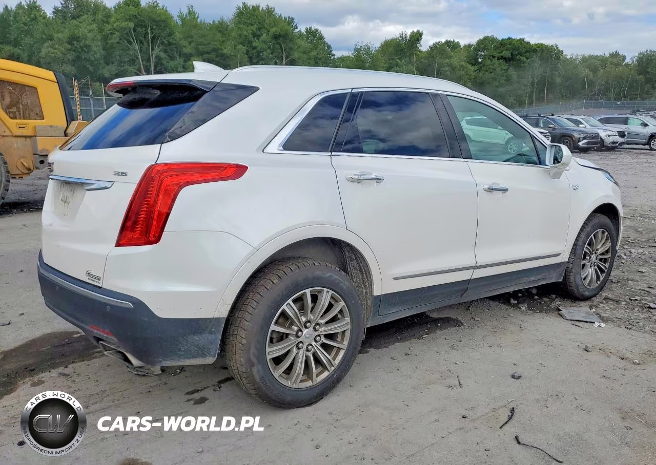 2018 Cadillac Xt5 Luxury VIN:1GYKNDRS4JZ185800 - 3