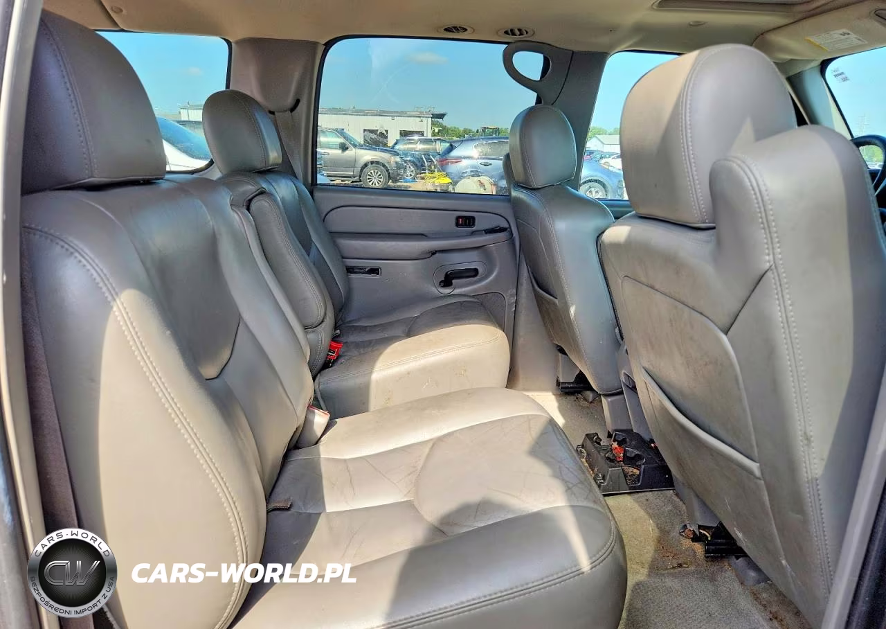 2005 Chevrolet Suburban K1500 VIN:3GNFK16Z35G168256 - 11