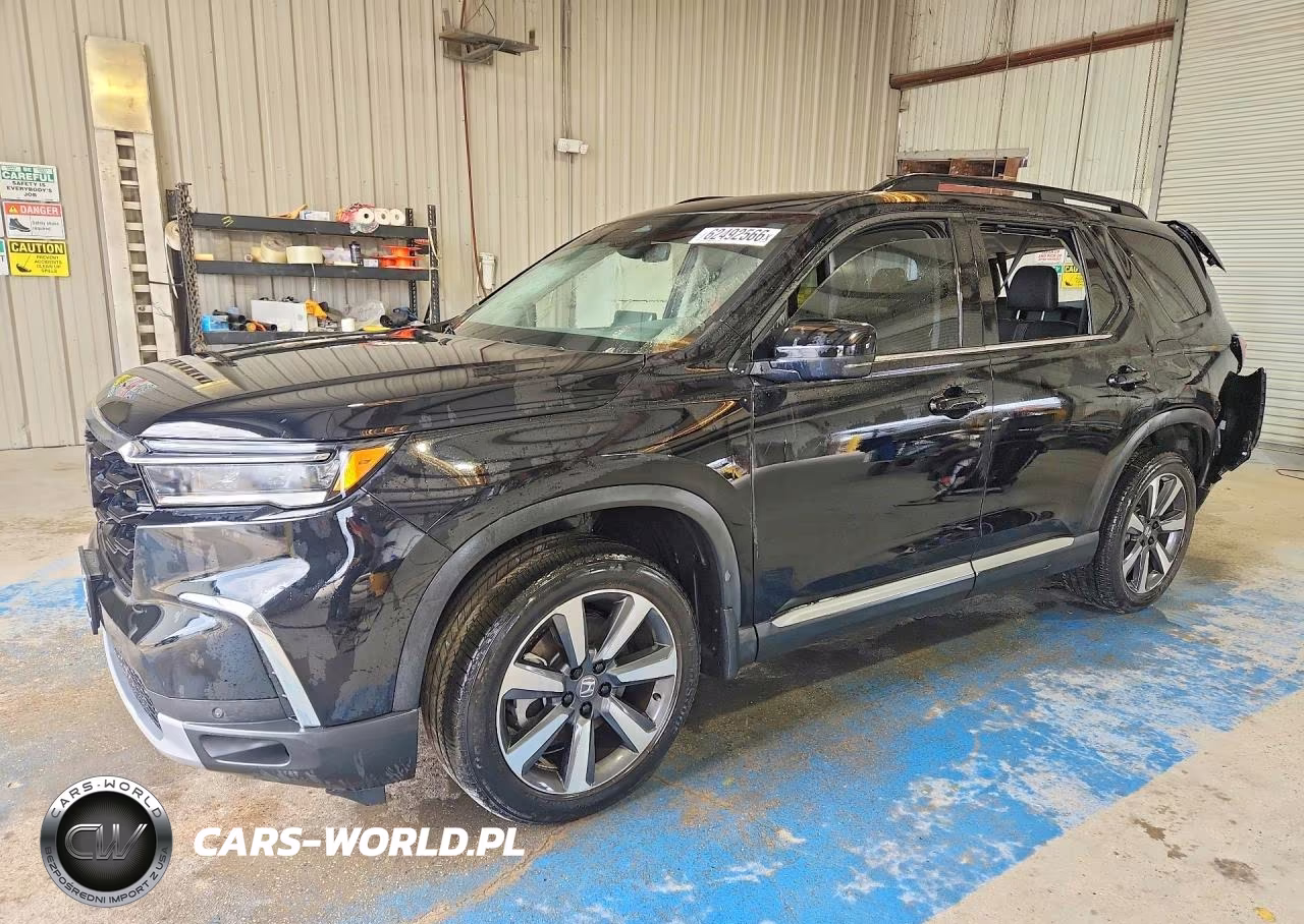 2025 Honda Pilot Touring – zdjęcie 1 z 13