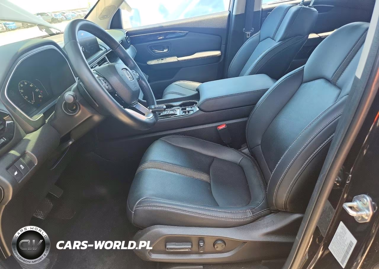 2025 Honda Pilot Touring VIN:5FNYG1H7XSB008732 - 7
