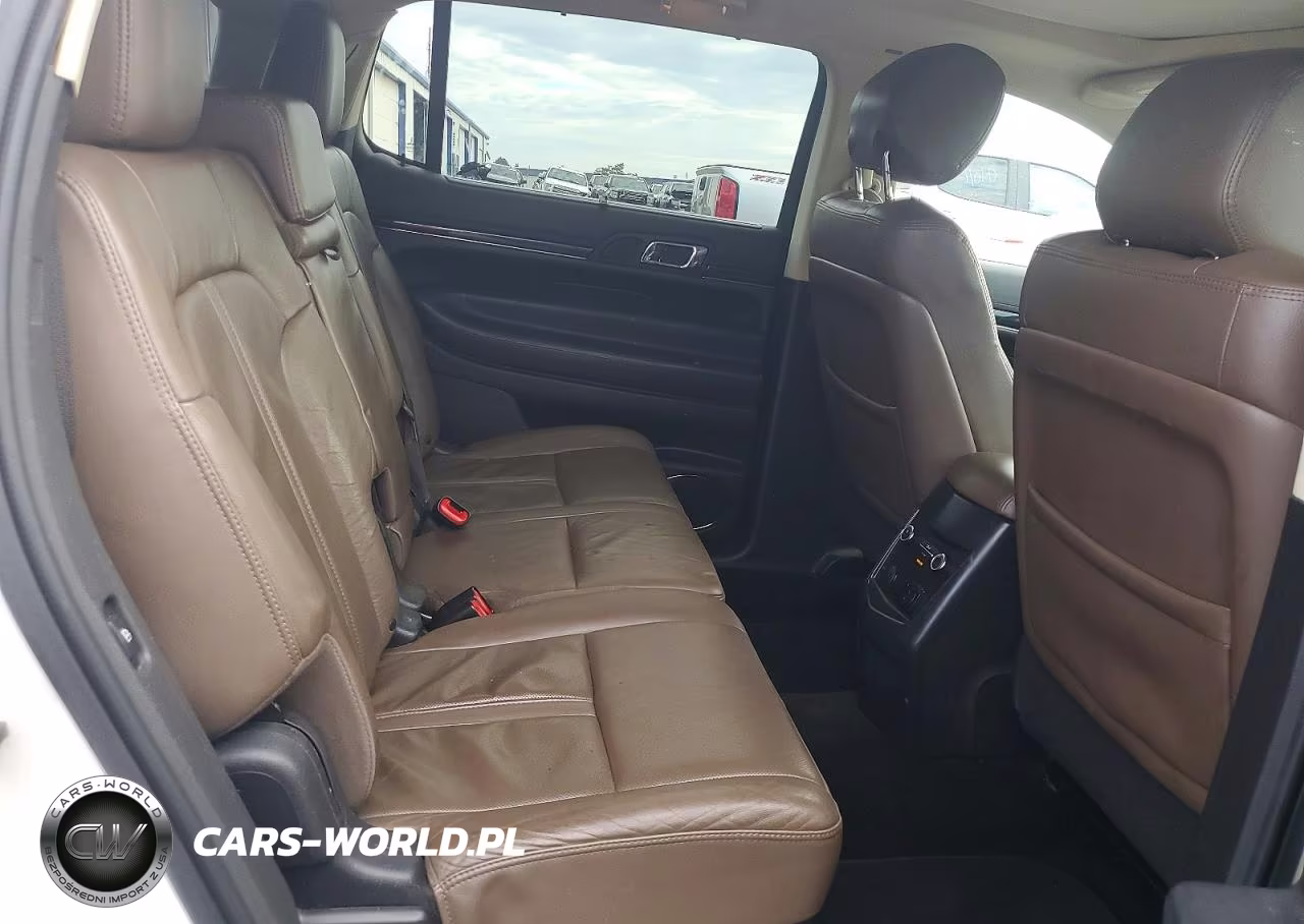 2017 Lincoln Mkt VIN:2LMHJ5AT5HBL01086 - 11