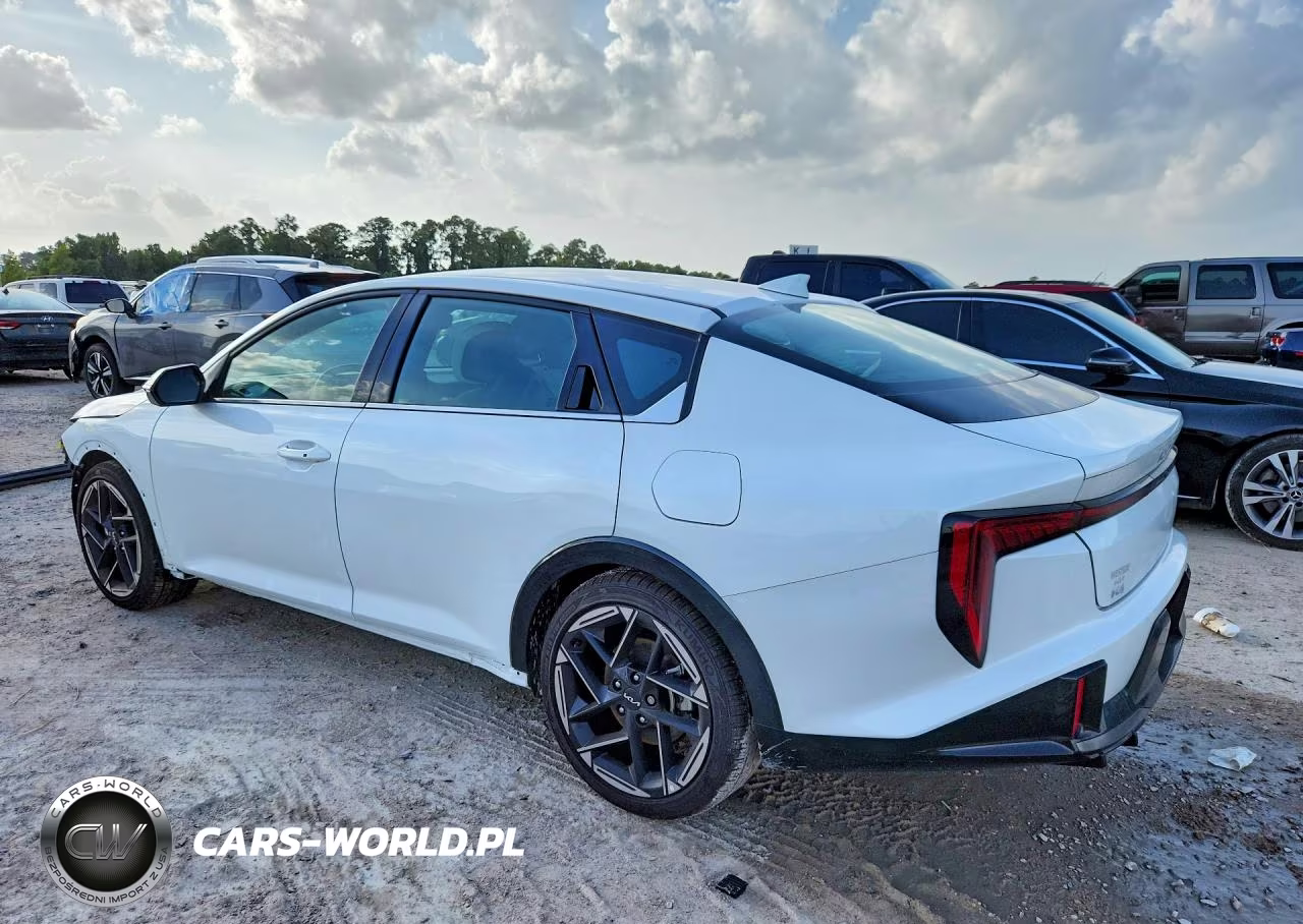 2026 Kia K4 Gt Line VIN:3KPFW4DE9TE271642 - 2