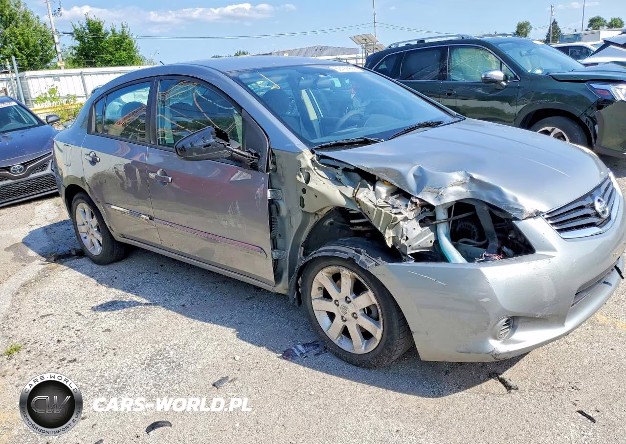 2011 Nissan Sentra 2.0 VIN:3N1AB6AP4BL686520 - 4