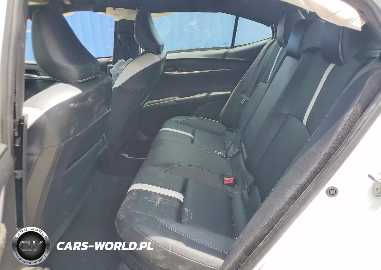 2025 Toyota Camry Se VIN:4T1DAACK3SU593698 - 10
