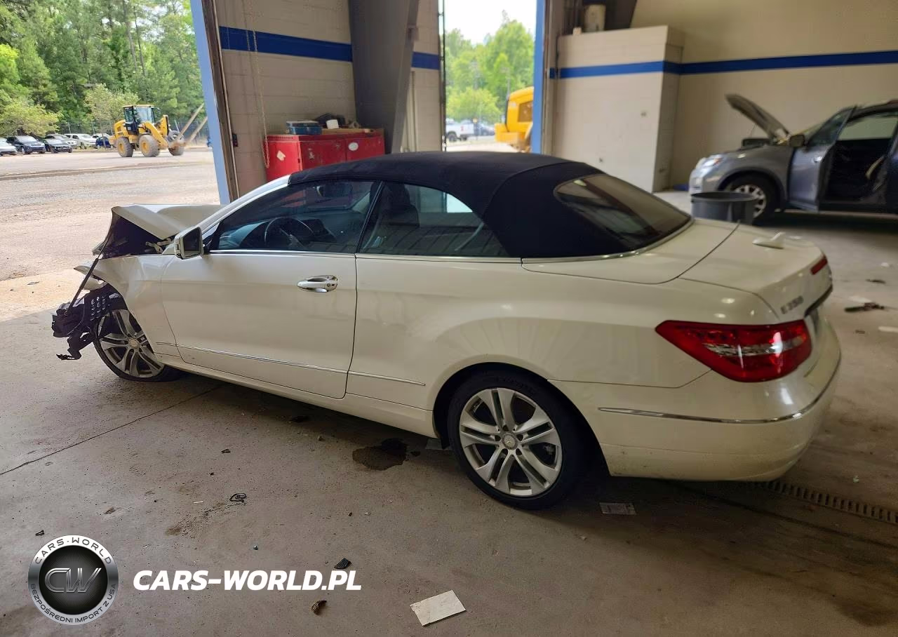2011 Mercedes-Benz E 350 VIN:WDDKK5GF1BF097094 - 2