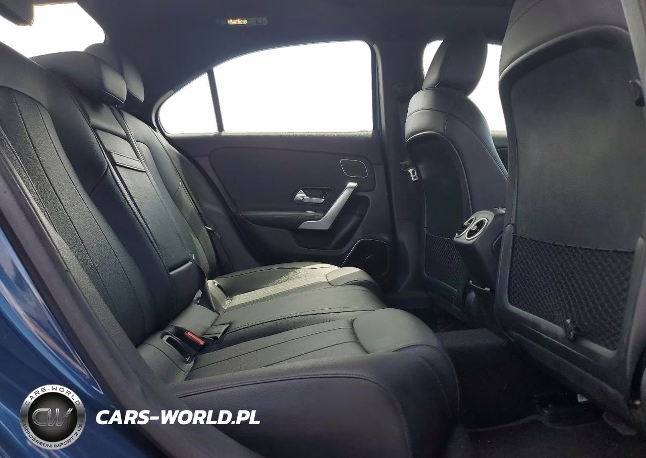 2020 Mercedes-Benz A 220 4Matic VIN:W1K3G4FB2LJ216719 - 10