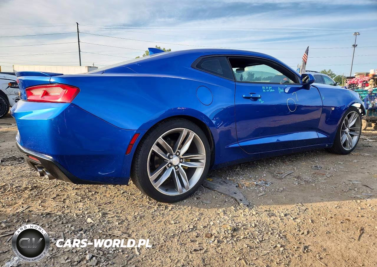 2018 Chevrolet Camaro Lt VIN:1G1FB1RS8J0155890 - 3