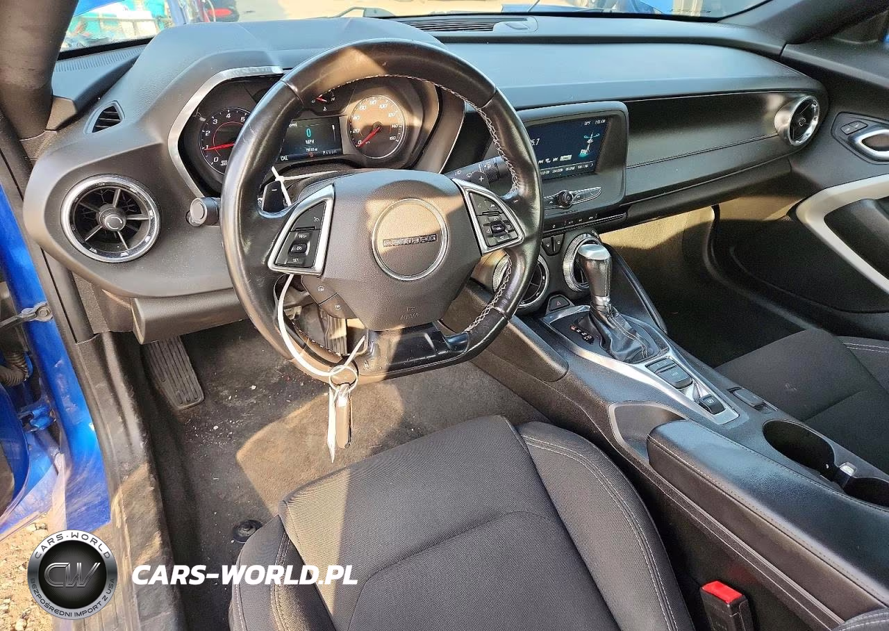 2018 Chevrolet Camaro Lt VIN:1G1FB1RS8J0155890 - 8