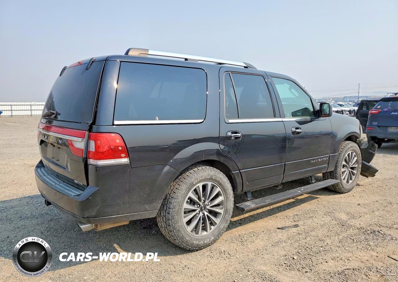 2015 Lincoln Navigator VIN:5LMJJ2JT2FEJ05584 - 3