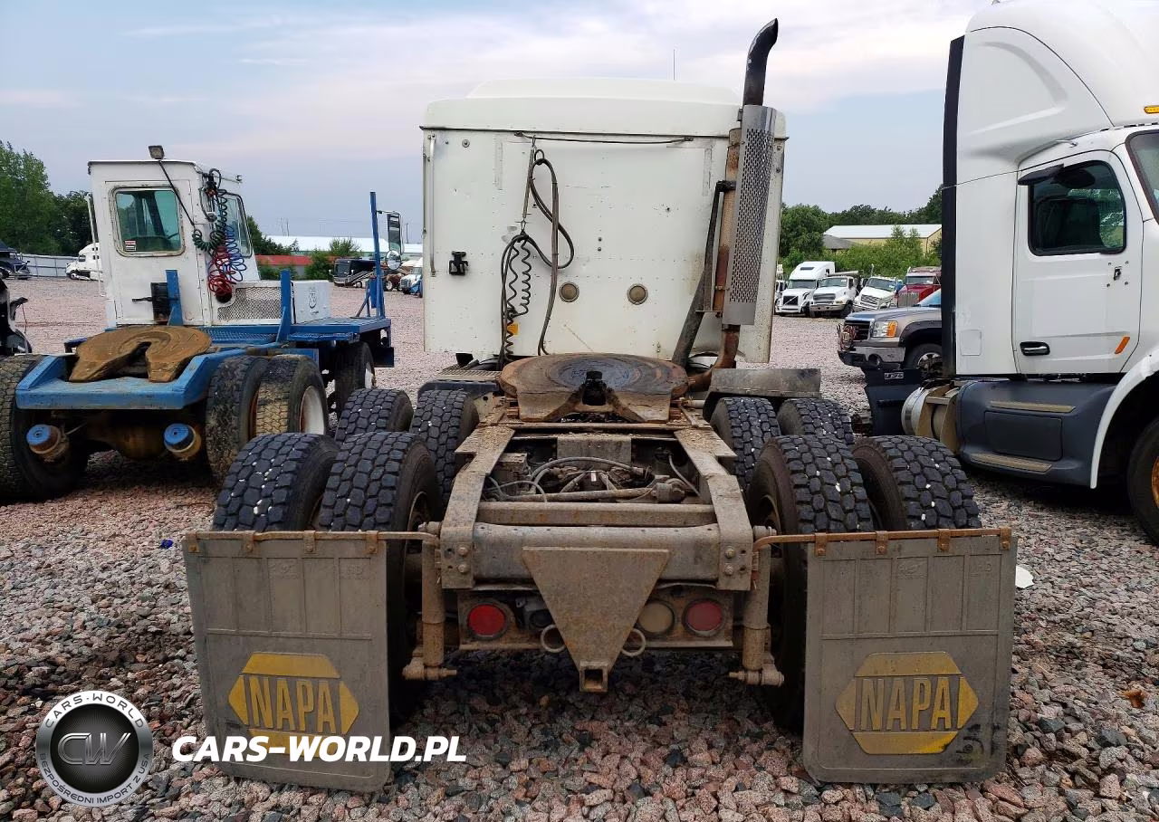 1998 International 9200 VIN:2HSFMATR2WC035338 - 6