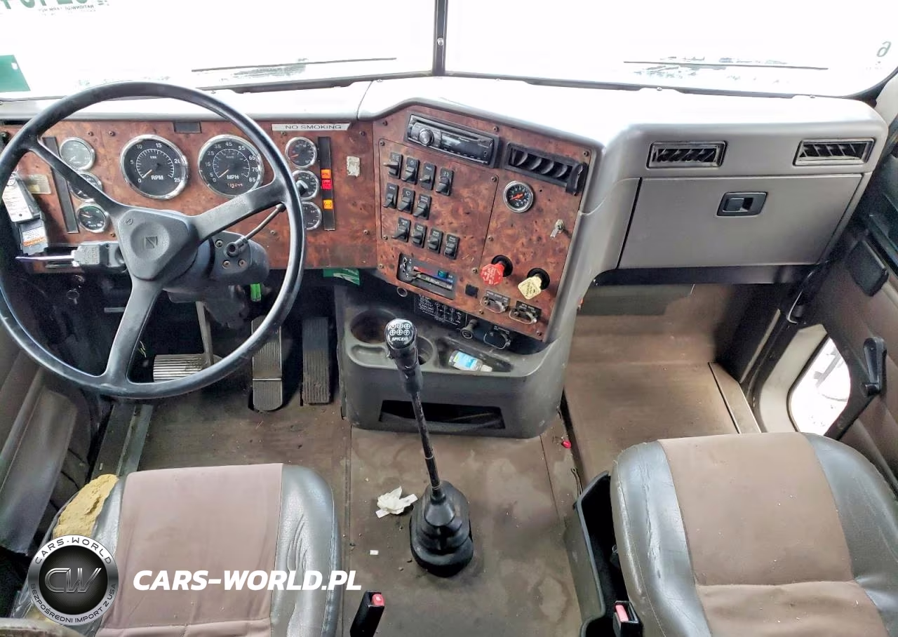 1998 International 9200 VIN:2HSFMATR2WC035338 - 8