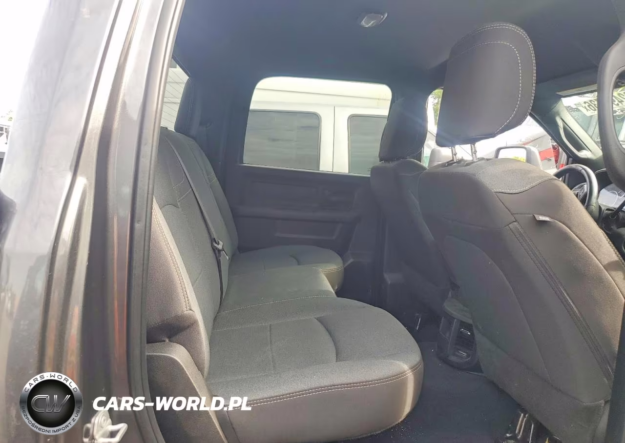 2024 Ram 3500 Tradesman VIN:3C63RRGL2RG321349 - 10
